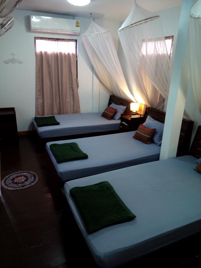 Hostel Twin House @ Tapae Chiang Mai Zewnętrze zdjęcie