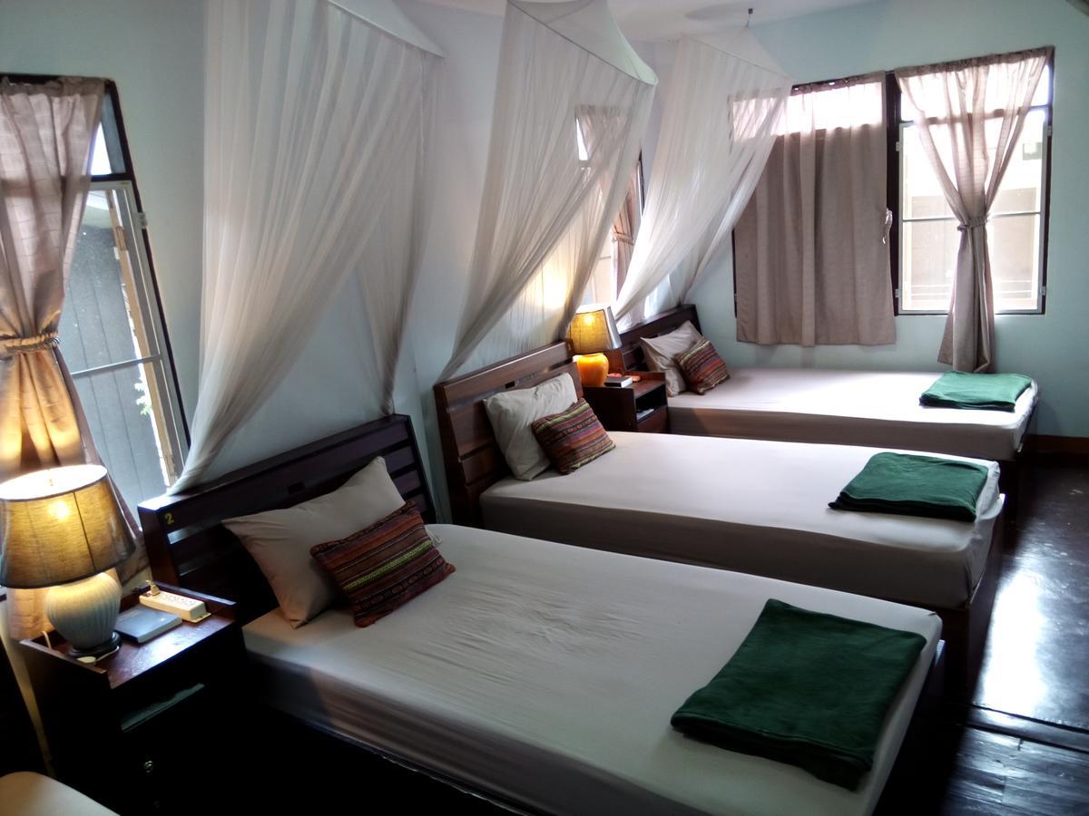 Hostel Twin House @ Tapae Chiang Mai Zewnętrze zdjęcie