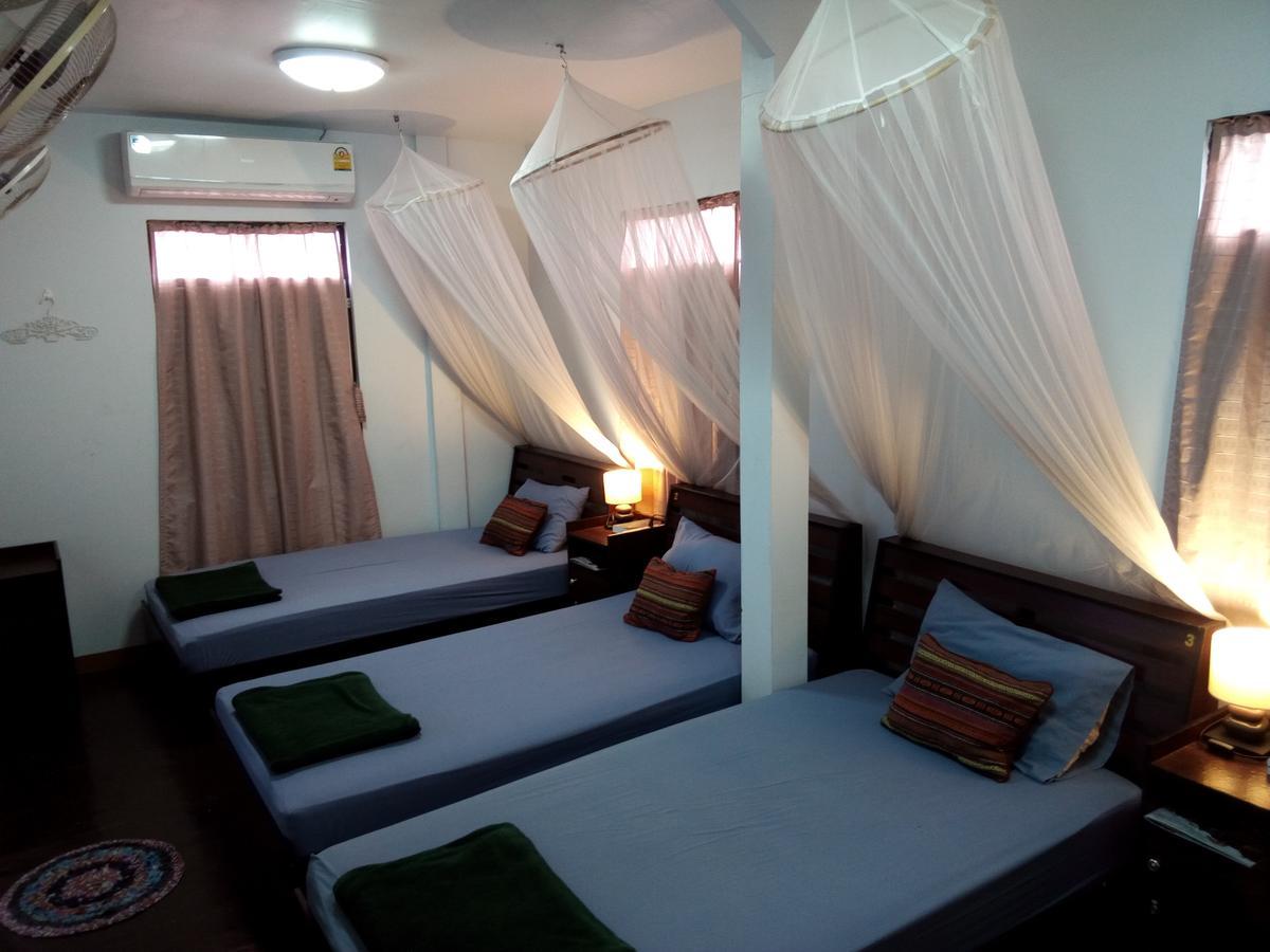 Hostel Twin House @ Tapae Chiang Mai Zewnętrze zdjęcie