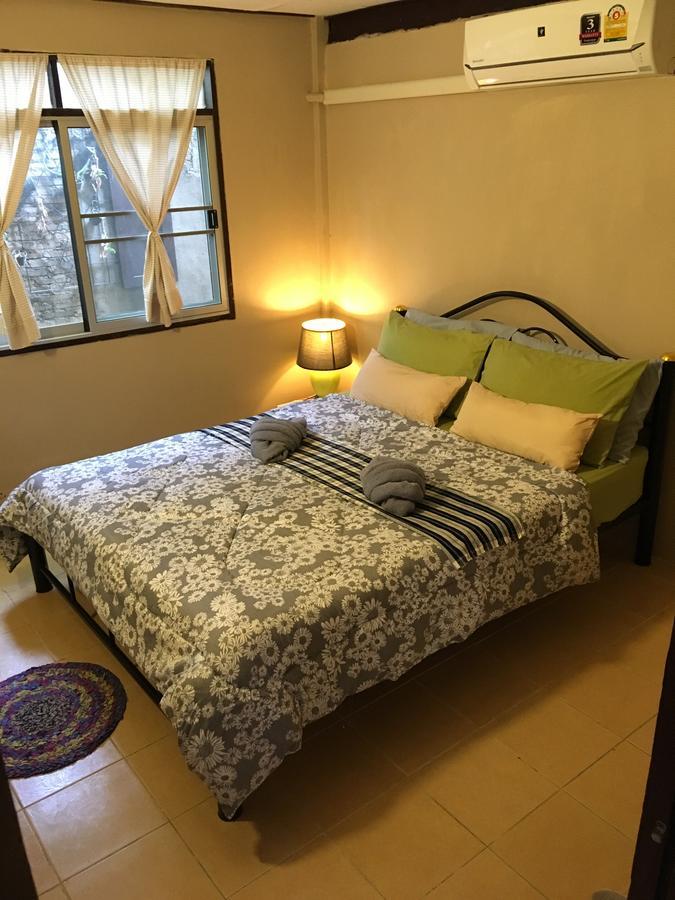 Hostel Twin House @ Tapae Chiang Mai Zewnętrze zdjęcie
